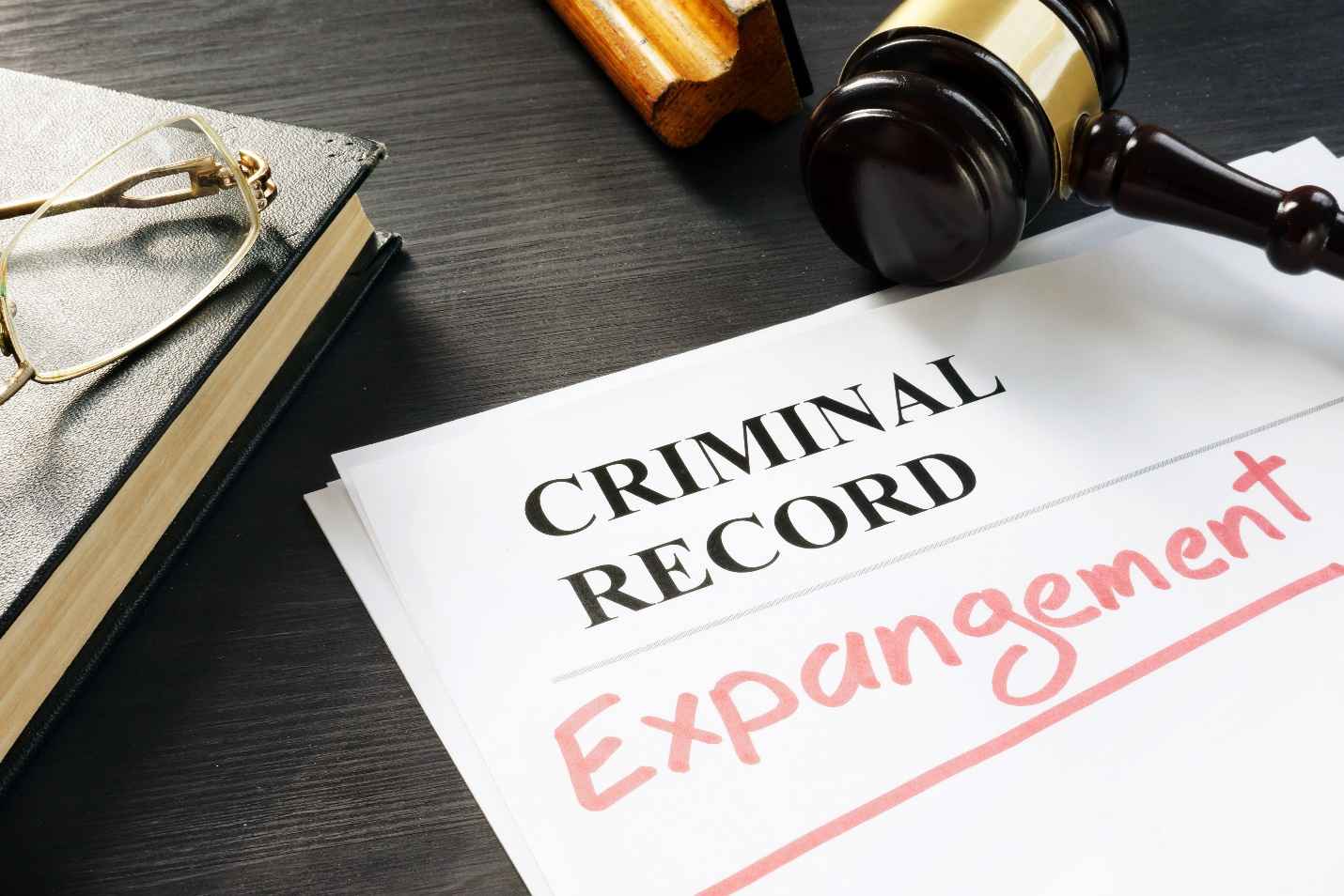 Do I Qualify for an Expungement in Alabama?